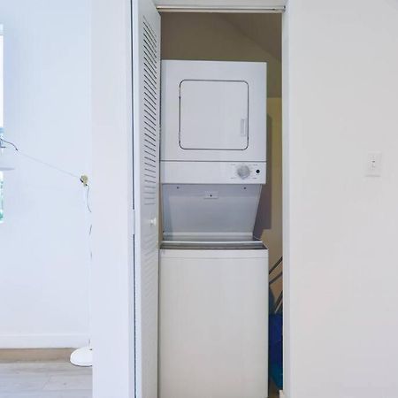 Amazing Town House 15 Min From The Beach Wfree Parking Βίλα Μαϊάμι Εξωτερικό φωτογραφία