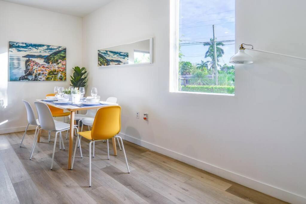 Amazing Town House 15 Min From The Beach Wfree Parking Βίλα Μαϊάμι Εξωτερικό φωτογραφία