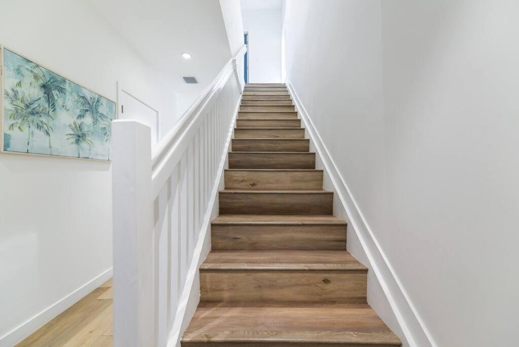 Amazing Town House 15 Min From The Beach Wfree Parking Βίλα Μαϊάμι Εξωτερικό φωτογραφία
